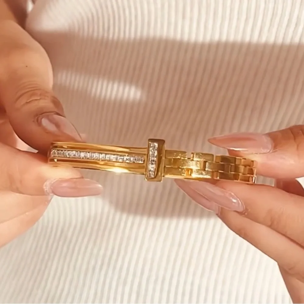 👠 Gold Link Cz Diamond Bangle Bracelet